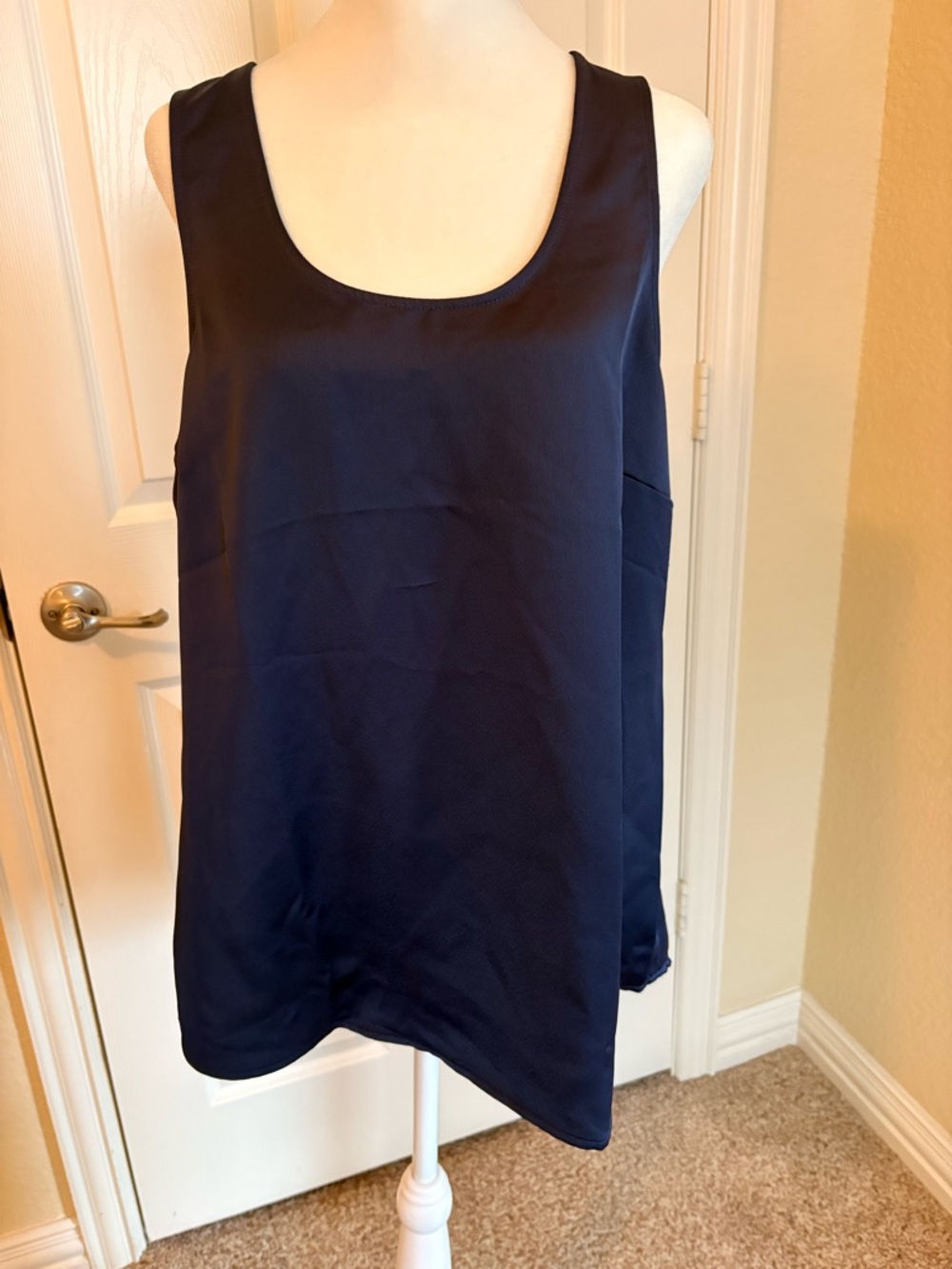 Banana Republic Navy Scoop Neck Racerback Tank Top